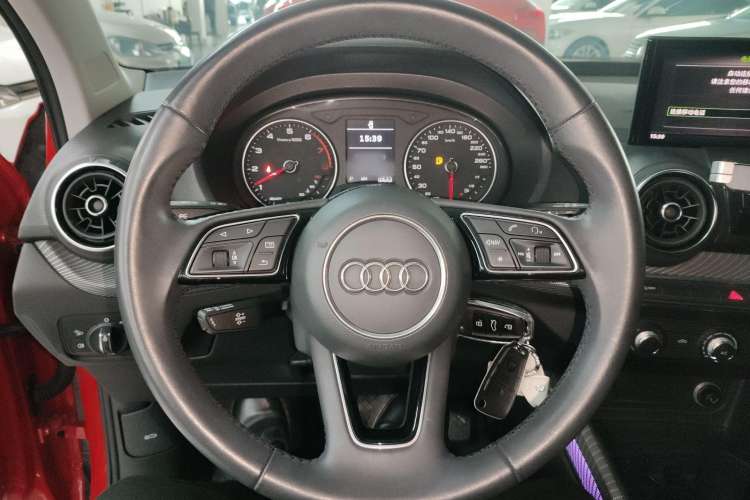 Used Audi Q2L 2018 35 TFSI Launch Exclusive Edition China VI

