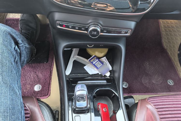 Used Volvo XC40 2020 T4 Four-Wheel Drive Smart Luxury Edition
