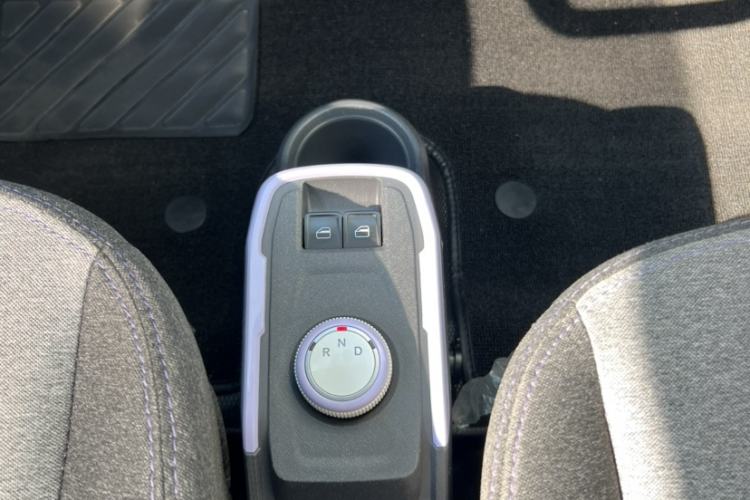 Used Chery QQ Ice Cream 2022 120km Conical Shape Lithium Iron Phosphate