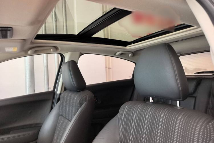 Used Honda Vezel 2017 1.8L CVT Front-Wheel Drive Pioneer Edition
