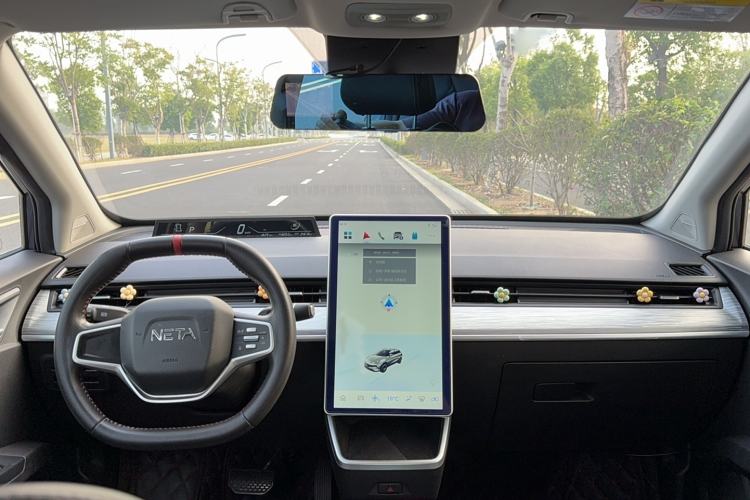 Used NETA V 2022 Chao 300 Lite Lithium Iron Phosphate
