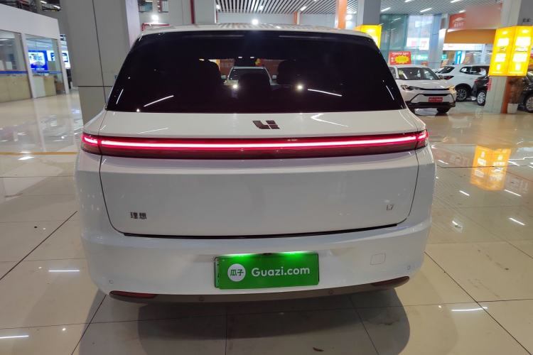 Used Li Auto L7 2023 Air model
