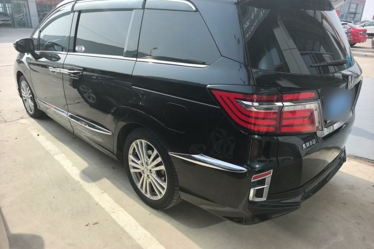 Used Honda Elysion 2016 2.4L Supreme Edition
