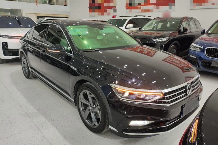 Used Volkswagen Magotan 2023 2 Million Units Commemorative Edition 330TSI DSG Luxury Version
