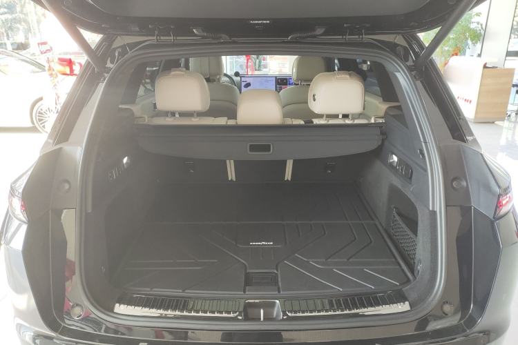 Used Li Auto L7 2023 Max model
