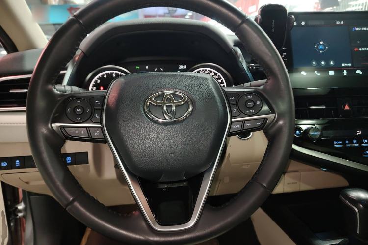 Used Toyota Camry 2021 2.0G Luxury Edition