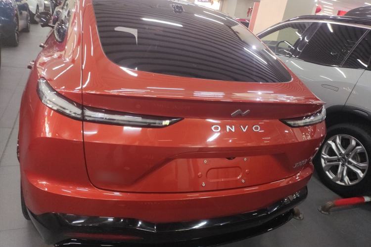 Used ONVO L60 2024 60 kWh All-Wheel Drive