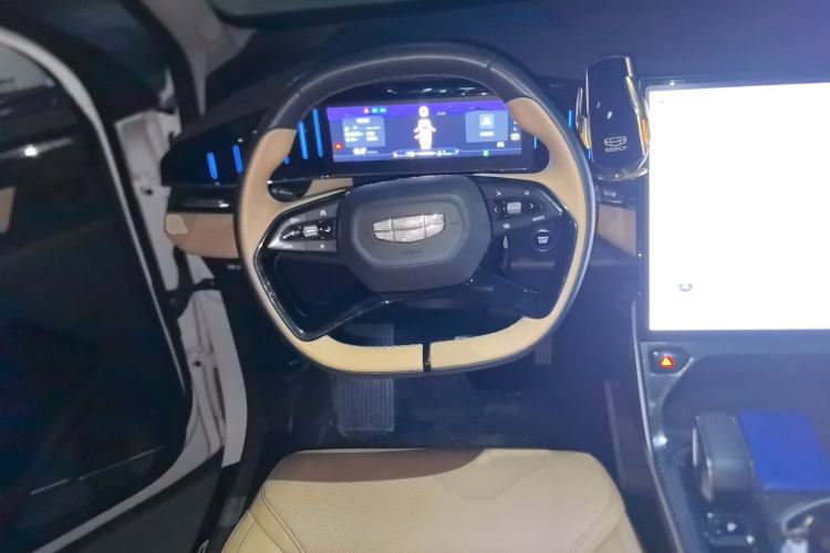 Used Geely Auto FX11 2023 1.5TD DCT Prestige Edition
