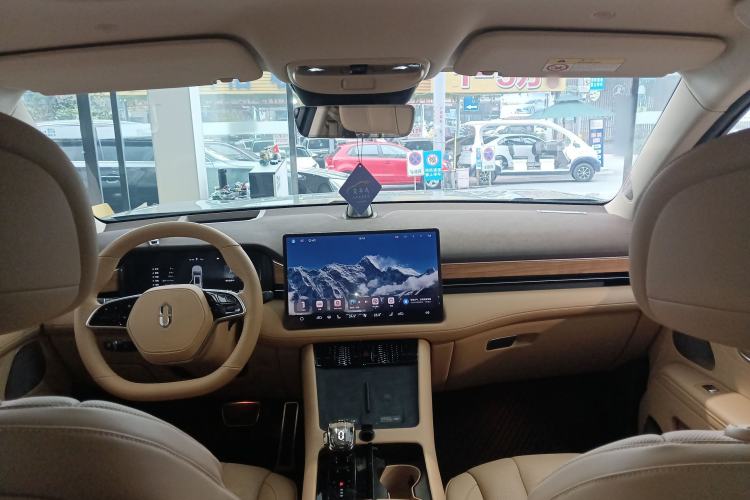 Used Hima AITO M7 2024 1.5T Rear-Drive Plus Version 6 Seats
