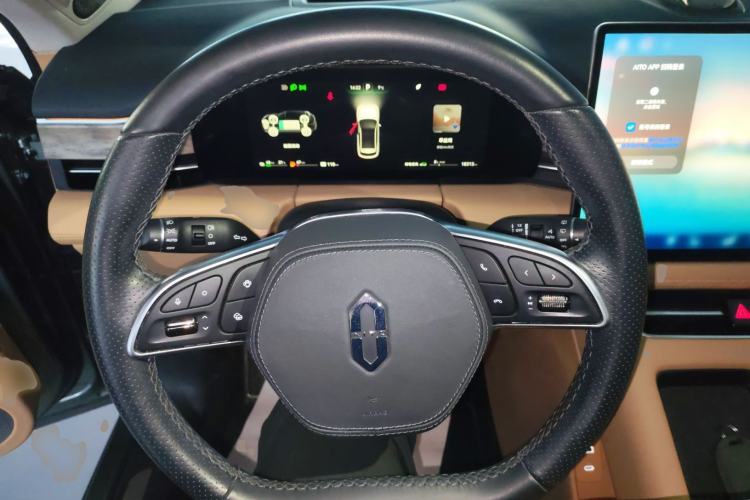 Used Hima AITO M5 2022 Range-Extended Rear-Drive Standard Version
