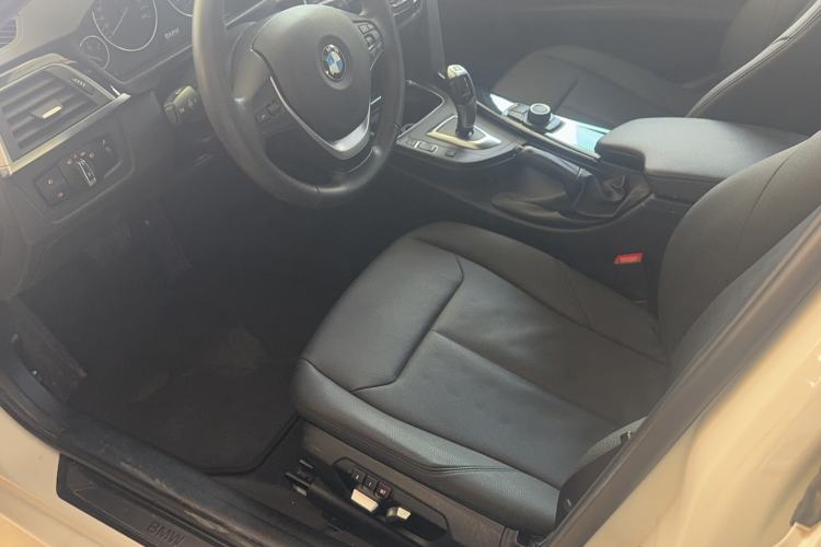 Used BMW 3 Series 2016 316Li Fashion Model

