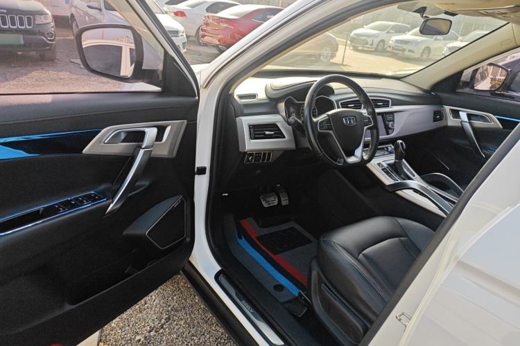 Used Geely Auto Emgrand X7 Sport 2016 1.8TD Automatic ZhiShang Model
