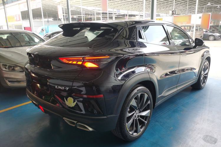 Used Changan UNI-T 2020 1.5T Prestige Version