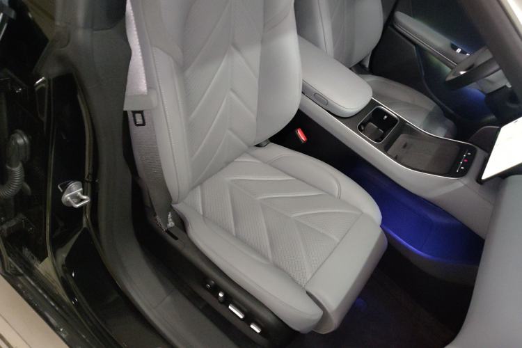 Used Nio ET5 2025 75 kWh
