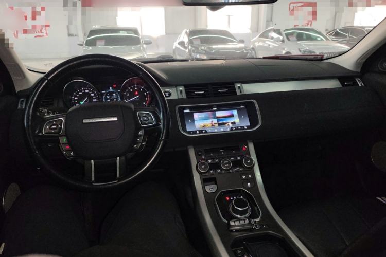 Used Land Rover Range Rover Evoque 2018 240 PS SE Smart Brilliance Edition
