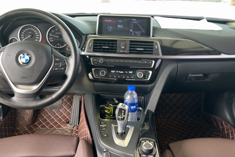 Used BMW 3 Series 2018 320Li Fashion Model
