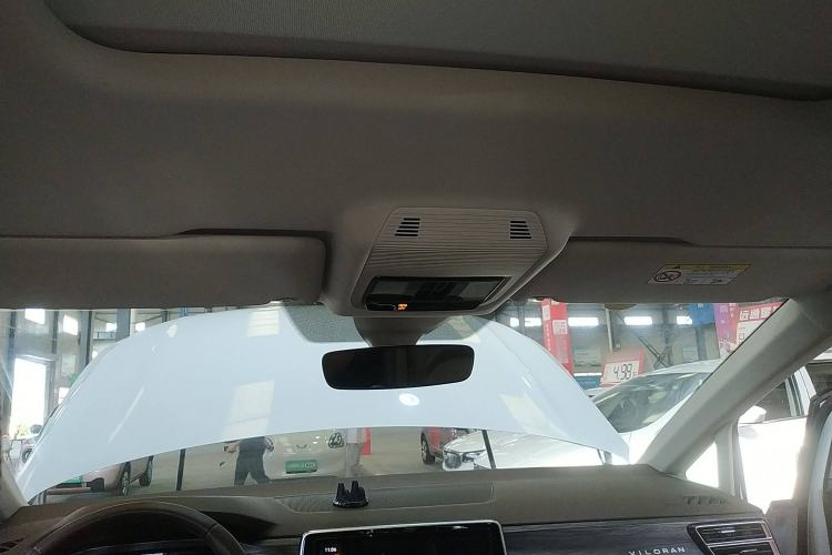 Used Volkswagen Viloran 2024 330TSI Luxury Edition
