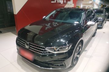 Used Volkswagen Magotan 2026 30 Million Vehicles Selected Model 380TSI DSG Luxury Edition