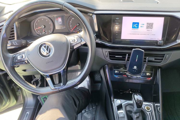 Used Volkswagen Tayron 2022 330TSI Two-Wheel Drive Luxury Smart Connectivity Version