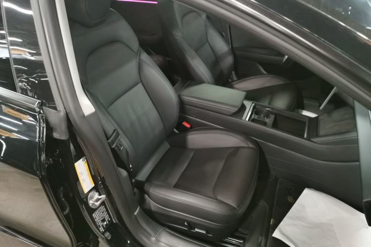 Used Tesla Model 3 2023 Long-Range All-Wheel-Drive Version
