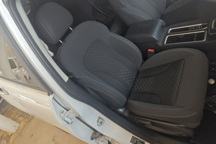 Used Haval M6 2021 PLUS 1.5T DCT Elite Smart Connectivity Model
