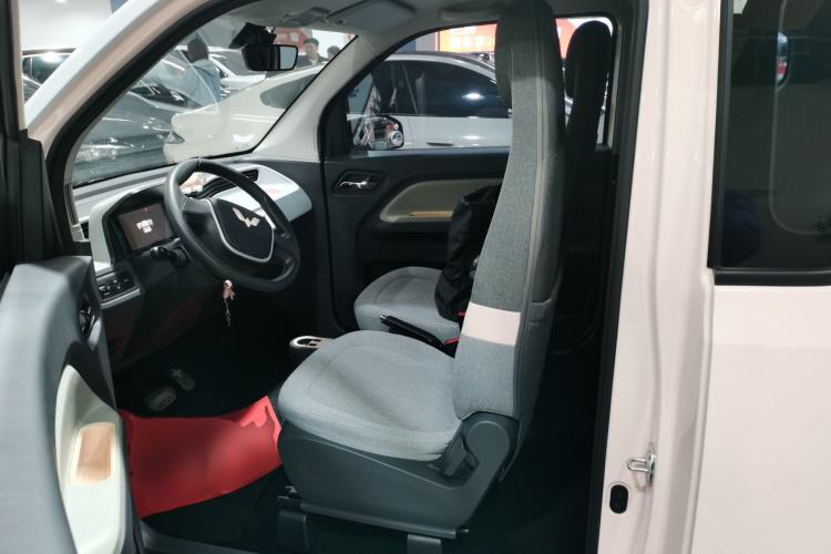 Used Wuling Hongguang MINIEV 2022 Macaron Fashion Model Lithium Iron Phosphate
