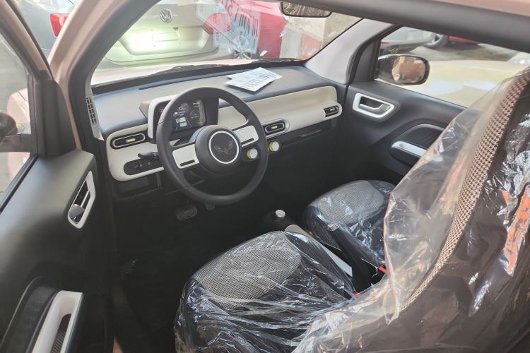 Used Wuling Hongguang MINIEV 2024 3rd Generation 215km Youth Edition