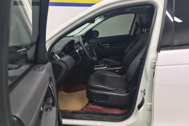 Used Land Rover Discovery Sport 2018 240 PS PURE Edition
