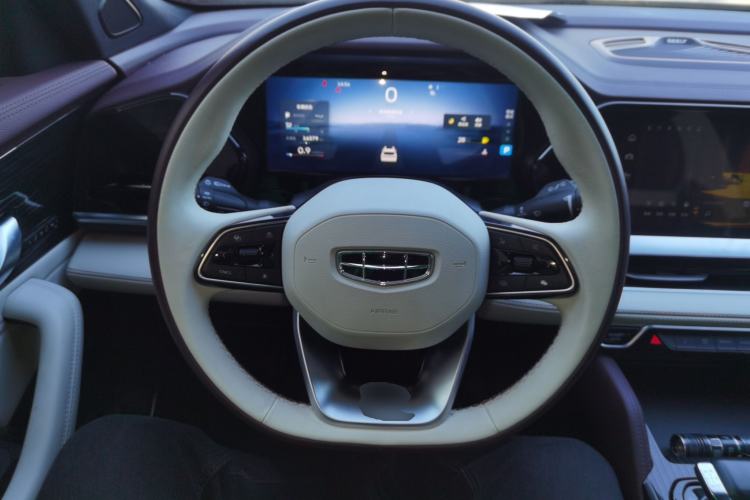 Used Geely Auto Monjaro L 2021 2.0TD DCT EVO Two-Wheel Drive Prestige Version
