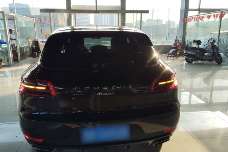 Used Porsche Macan 2017 Macan 2.0T
