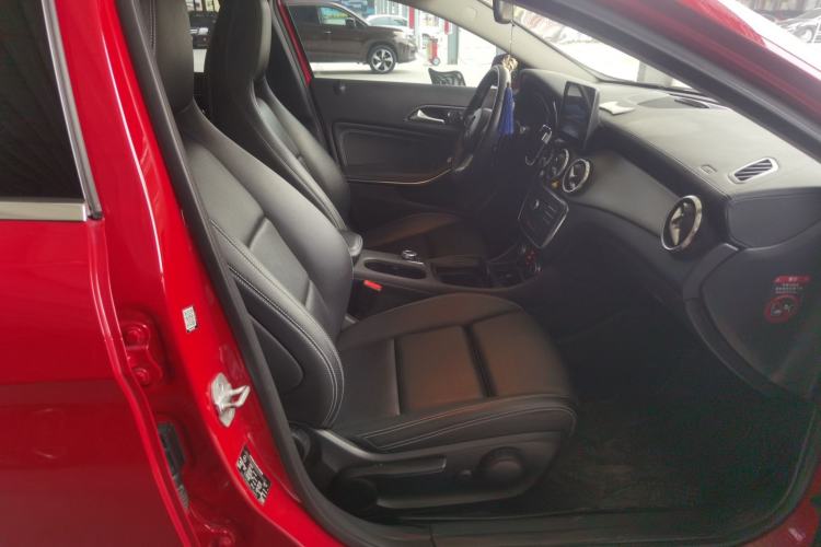 Used Mercedes-Benz GLA 2016 GLA 200 Fashion Model