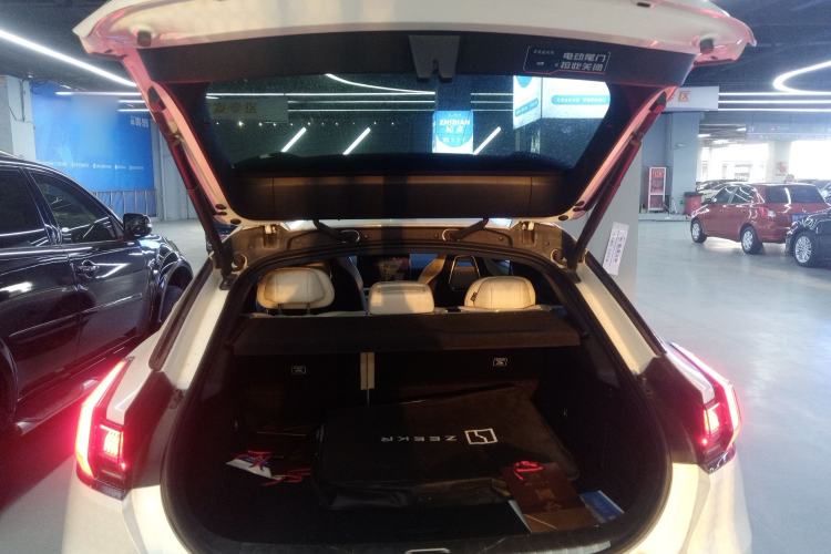 Used Zeekr 001 2021 Ultra-Long Range Dual-Motor YOU Version
