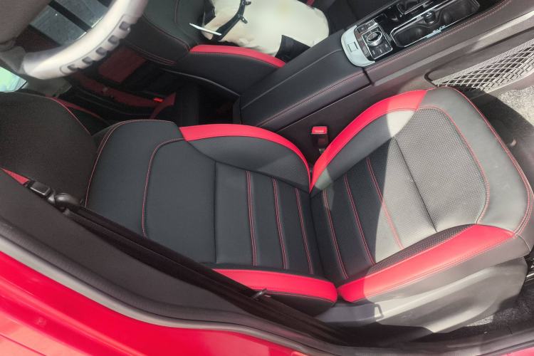 Used Beijing Auto BJ40 2020 2.0T Automatic Four-Wheel Drive Urban Hunter Edition Chivalrous Type
