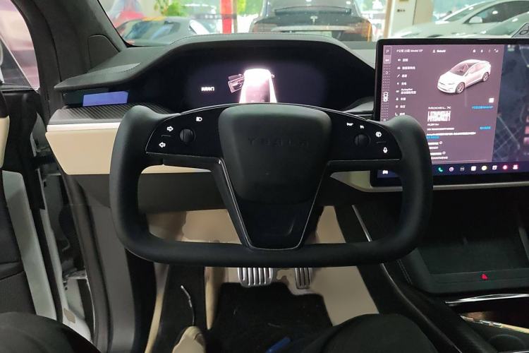 Used Tesla Model X 2023 Three-Motor All-Wheel-Drive Plaid Version
