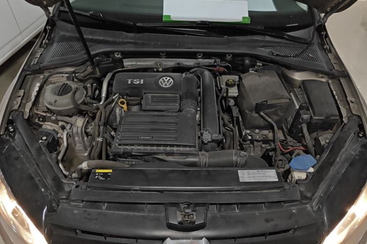 Used Volkswagen Golf 2017 230TSI Automatic Comfort Edition – Celebrating Milestone of One Million Units
