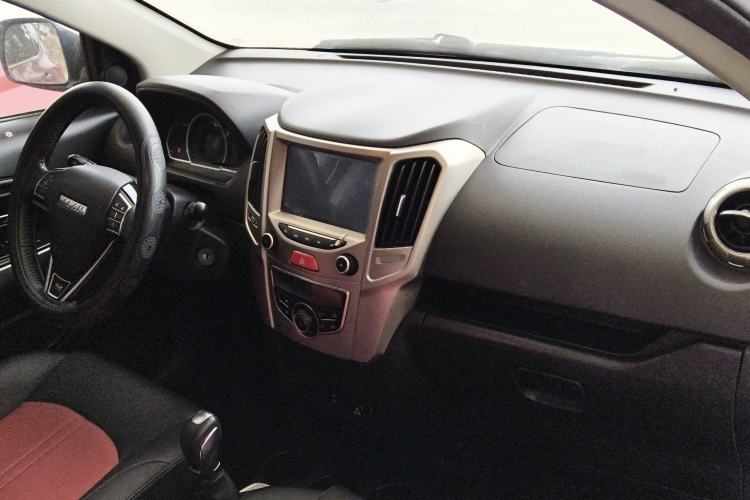 Used Haval H1 2017 Red-Label 1.5L AMT Luxury Model
