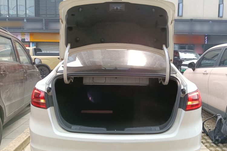 Used Ford Escort 2015 1.5L Automatic Fashion Model