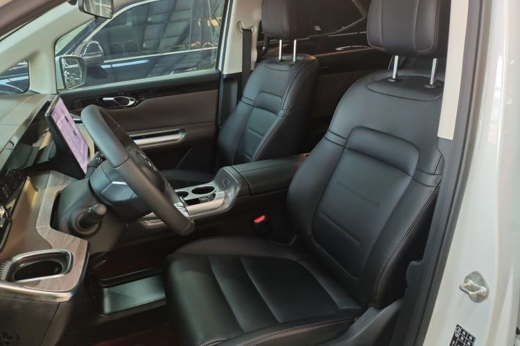 Used GAC Trumpchi Trumpchi E8 2024 Honor Series 2.0L Honor Edition