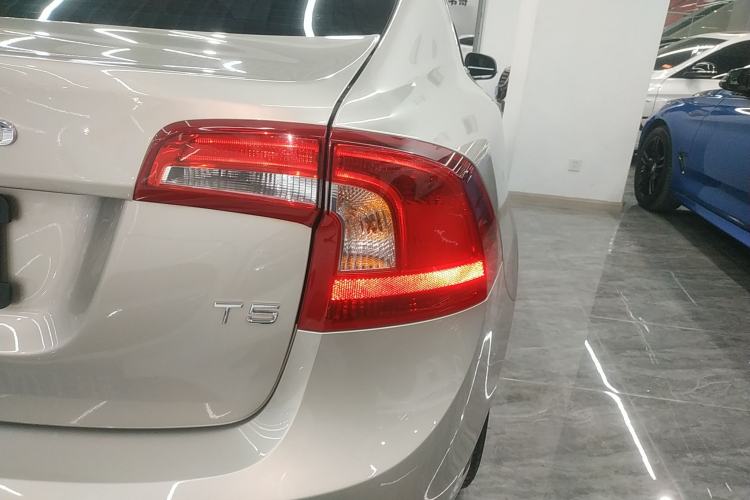 Used Volvo S60 2017 S60L T5 Intelligent Drive Edition
