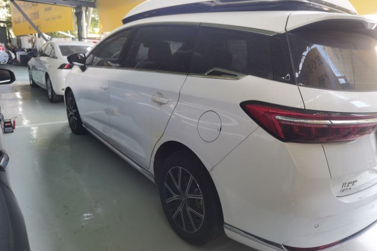 Used BYD Song MAX New Energy 2022 DM-i 105KM Executive Edition
