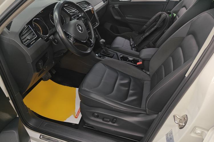 Used Volkswagen Tiguan L 2021 330TSI Automatic Two-Wheel Drive Smart Edition