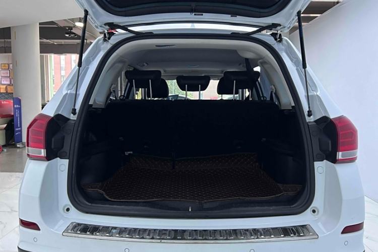 Used Haval H6 2021 Sport Edition 1.5T Automatic Elite Smart Connectivity Model with Hexagonal Grille
