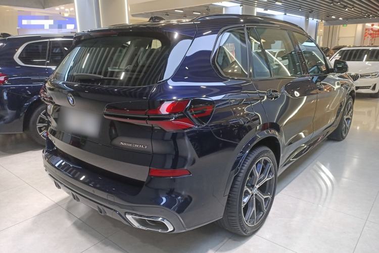 Used BMW X5 2023 xDrive 30Li Luxury M Sport Night Edition Package