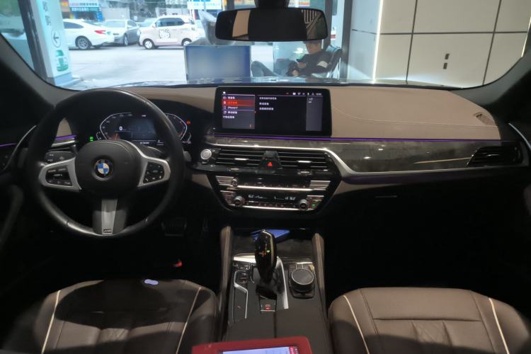 Used BMW 5 Series 2022 Restyled 525Li M Sport Package
