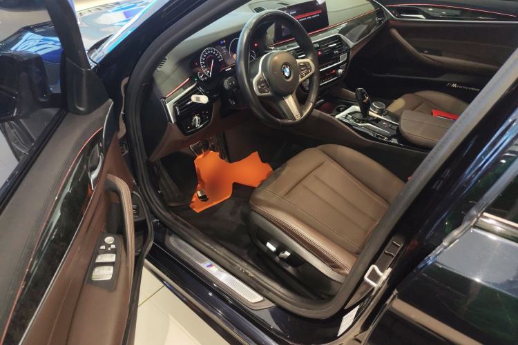 Used BMW 5 Series 2019 Restyled 525Li M Sport Package
