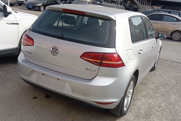 Used Volkswagen Golf 2015 1.6L Automatic Comfort Model
