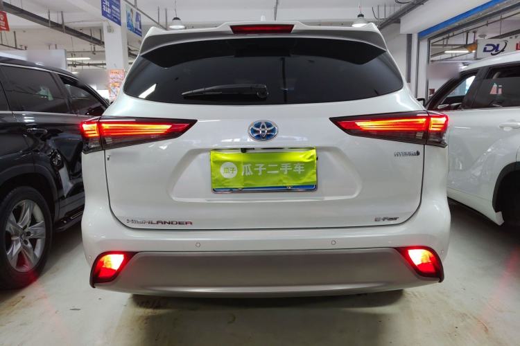 Used Toyota Highlander 2023 2.5L Smart Electric Hybrid Dual-Engine Four-Wheel Drive Prestige Version – 7 Seats