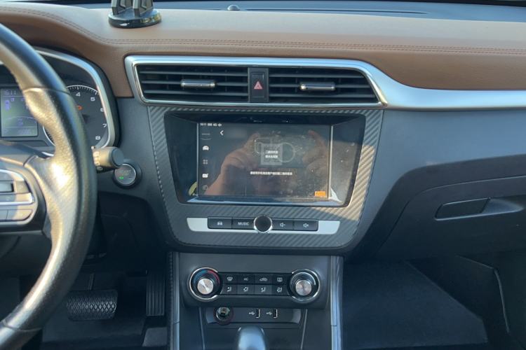 Used MG ZS 2017 1.5L Automatic Luxury Internet Edition
