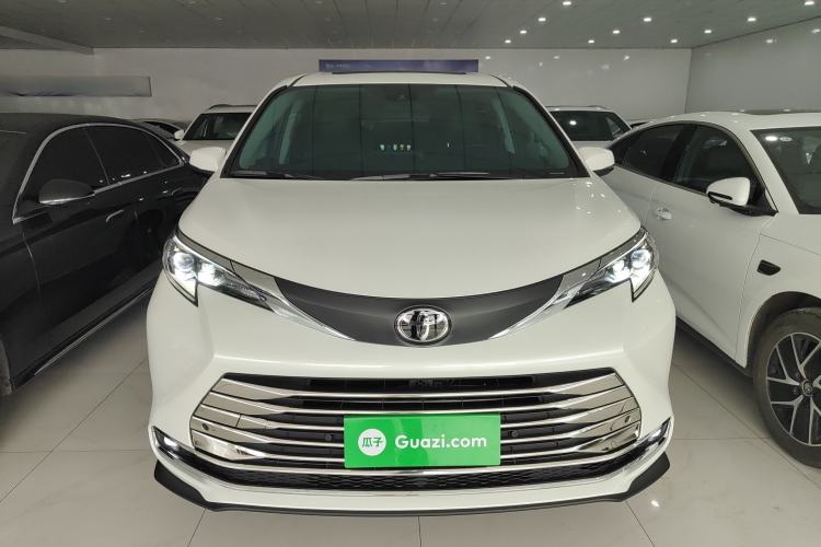 Used Toyota Sienna 2024 2.5L Hybrid Comfort Edition