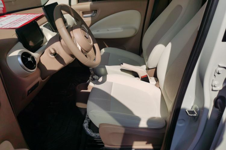 Used Wuling Hongguang MINIEV 2025 Four-Door Version Premium Edition
